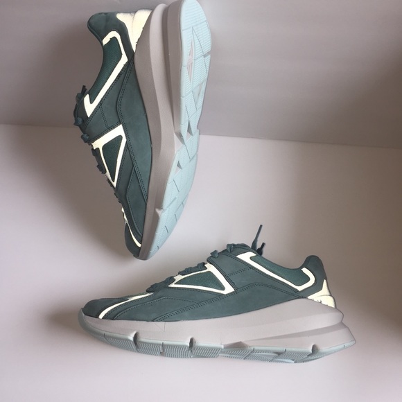 Sold on EBay New Under Armour UA Forge 96 - Picture 7 of 13